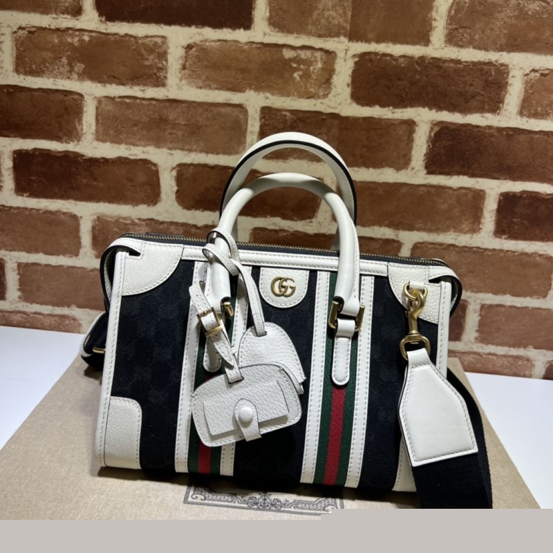 G*u*i shopping bags